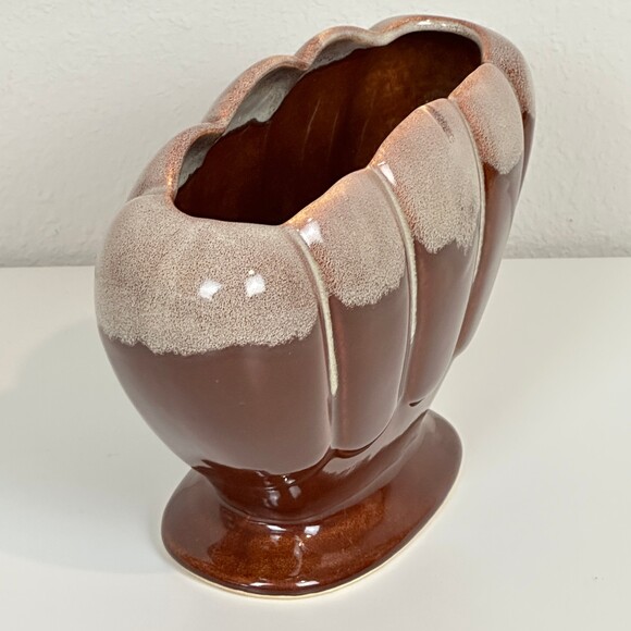 Vintage Aborn California H-6 Mid-century Brown Ceramic Pottery Fan Vase - Picture 3 of 10